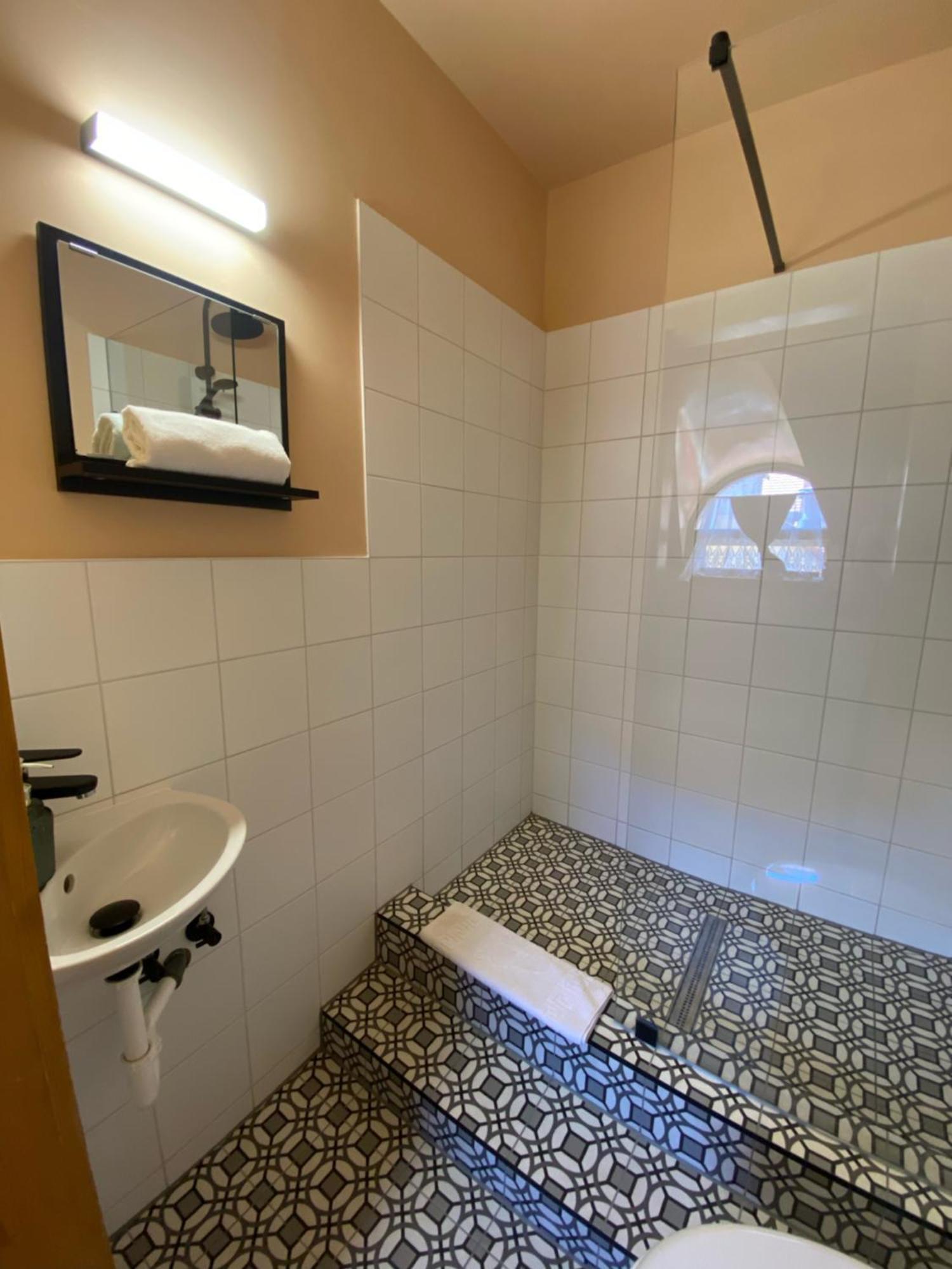 Katalinkert Panzió Panzió Győr Kültér fotó