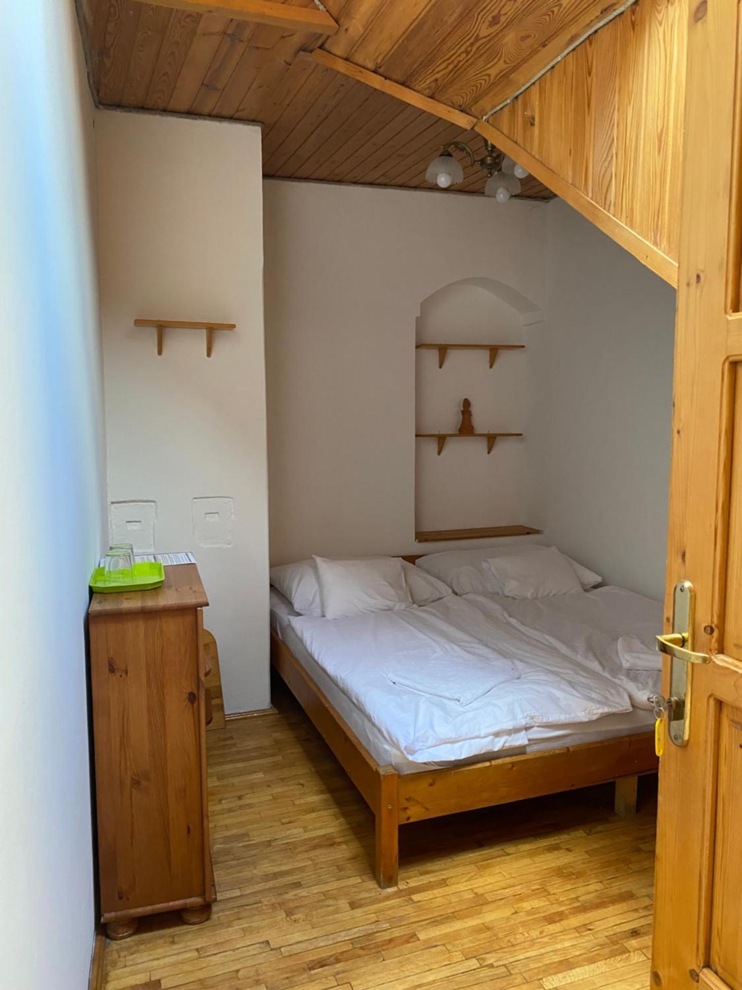 Katalinkert Panzió Panzió Győr Kültér fotó